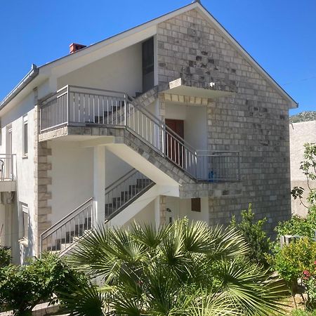 Guest House Konak Kod Danke Требине Екстериор снимка