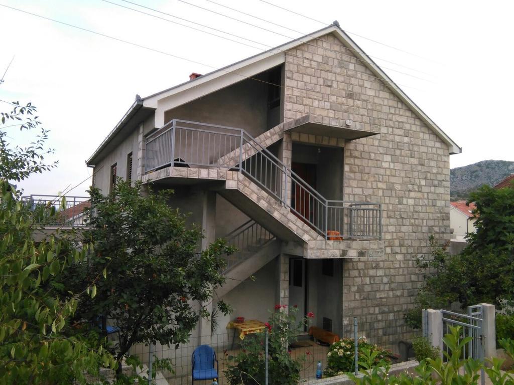 Guest House Konak Kod Danke Требине Екстериор снимка